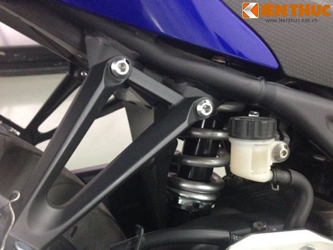 Chi tiet sportbike Yamaha YZF-R3 gia hon 100 trieu tai An Do-Hinh-10